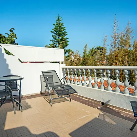 4-bedroom House In Cascais, Near Guincho Holiday home *