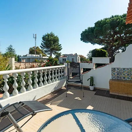 4-bedroom House In Cascais, Near Guincho *