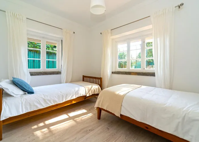 4-bedroom House In Cascais, Near Guincho *